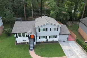 3278 Amhurst Dr NW, Atlanta, GA 30318 - Photo 3