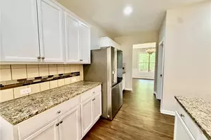 5190 Amberland Square, Atlanta, GA 30349 - Photo 7