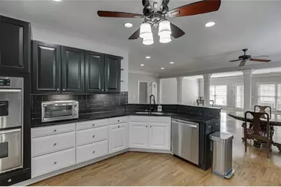 2727 Bearcreek Place, Buford, GA 30519 - Photo 19