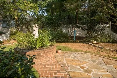 1948 Briar Pond Way, Marietta, GA 30066 - Photo 33