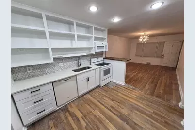 1875 Brewer Boulevard SW #B, Atlanta, GA 30310 - Photo 9