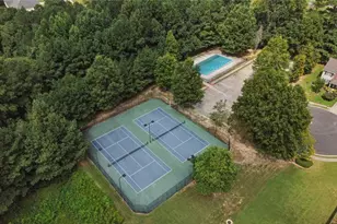 703 Country Grove Ln, Auburn, GA 30011 - Photo 59