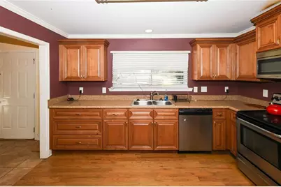 7135 Williamsburg Drive, Riverdale, GA 30274 - Photo 9