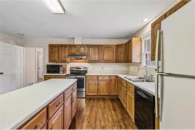 8791 Pleasant Hill Road, Conyers, GA 30058 - Photo 15