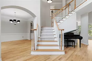 115 Redleaf Ct, Alpharetta, GA 30005 - Photo 5