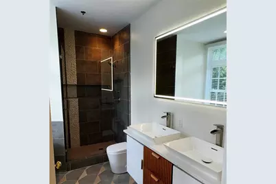 77 Peachtree Place NE #211, Atlanta, GA 30309 - Photo 11