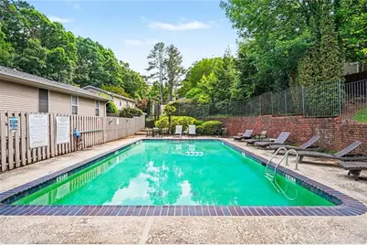 1104 Moorestown, Decatur, GA 30033 - Photo 7