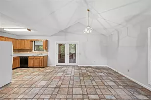 380 N Victoria Rd, Woodstock, GA 30189 - Photo 11