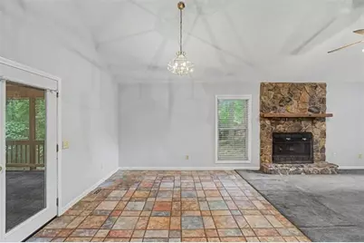 380 N Victoria Road, Woodstock, GA 30189 - Photo 13