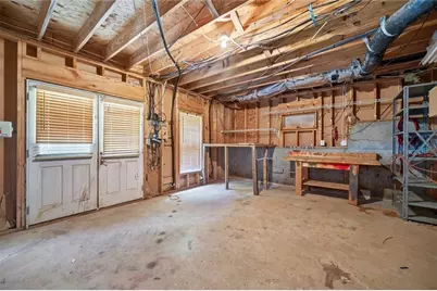 4400 Sirrocco Lane SW, Lilburn, GA 30047 - Photo 67