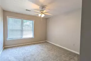 2680 Pine Tree Rd, Atlanta, GA 30324 - Photo 3