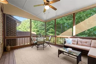 3105 Village Green Dr, Roswell, GA 30075 - Photo 19
