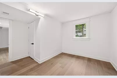 656 Channing Drive NW, Atlanta, GA 30318 - Photo 29