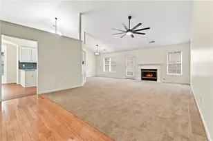 1422 Fountain Lakes Dr, Lawrenceville, GA 30043 - Photo 7