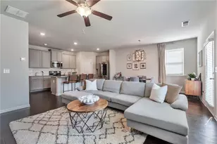 1536 Bassett St, Stone Mountain, GA 30083 - Photo 7