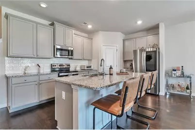 1536 Bassett Street, Stone Mountain, GA 30083 - Photo 9