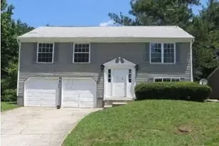 5318 Tracey Dr, Stone Mountain, GA 30088 - Photo 1