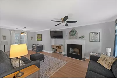 2208 Dresden Green NW, Kennesaw, GA 30144 - Photo 7