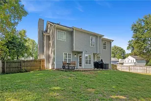 2208 Dresden Green NW, Kennesaw, GA 30144 - Photo 31