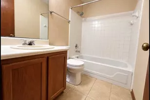 10436 Tara Pointe Dr, Jonesboro, GA 30238 - Photo 13