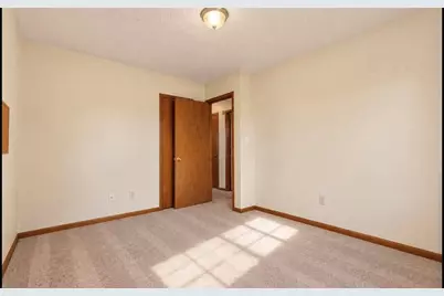 10436 Tara Pointe Drive, Jonesboro, GA 30238 - Photo 13