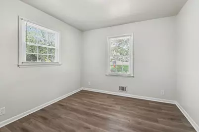 5041 W Mountain Street, Stone Mountain, GA 30083 - Photo 17
