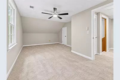 1052 Evelyn Lane, Lilburn, GA 30047 - Photo 21
