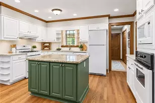 1052 Evelyn Ln, Lilburn, GA 30047 - Photo 5
