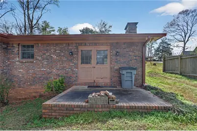 2569 Sky Lane Dr, Marietta, GA 30062 - Photo 19