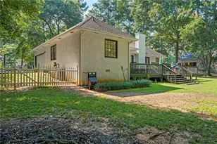 215 Clearview Cir, McDonough, GA 30253 - Photo 1