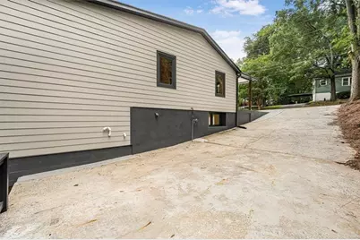 169 Woods Drive NE, Marietta, GA 30060 - Photo 7