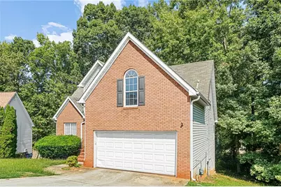 1347 Vine Circle, McDonough, GA 30253 - Photo 3