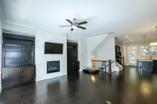1920 Townsend Ct, Atlanta, GA 30329 - Photo 11
