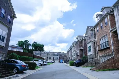 1920 Townsend Court, Atlanta, GA 30329 - Photo 3