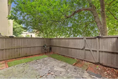 83 Ivy Trail NE, Atlanta, GA 30342 - Photo 39