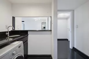 2870 Pharr Ct South NW, Atlanta, GA 30305 - Photo 13