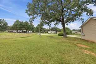 6214 Helen St, Lula, GA 30554 - Photo 7