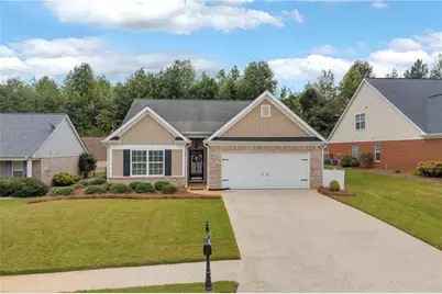 316 Lakeview Bend Circle, Jefferson, GA 30549 - Photo 3