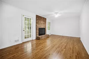 3924 Menlo Dr, Atlanta, GA 30340 - Photo 19