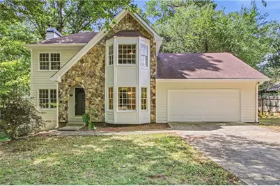 1039 Plantation Boulevard SE, Conyers, GA 30094 - Photo 1