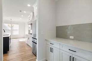 4260 Hosch Reserve Dr, Buford, GA 30519 - Photo 5