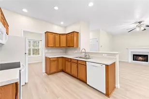 3451 Leisure Ln, Gainesville, GA 30506 - Photo 11