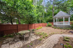 2132 Dunwoody Glen, Dunwoody, GA 30338 - Photo 25