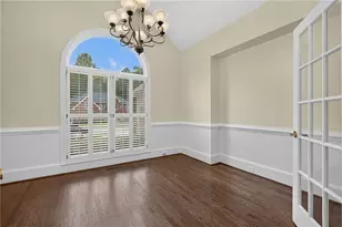 403 Magnolia Ct, Loganville, GA 30052 - Photo 15