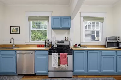662 Pearce Street SW, Atlanta, GA 30310 - Photo 3