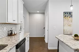 2513 Hedgeway Cir, Kennesaw, GA 30144 - Photo 17