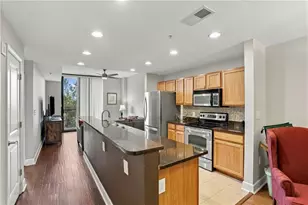 3040 Peachtree Rd NW, Atlanta, GA 30305 - Photo 11