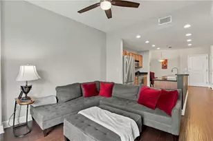 3040 Peachtree Rd NW, Atlanta, GA 30305 - Photo 7