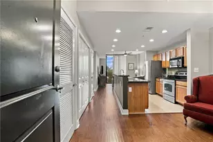 3040 Peachtree Rd NW, Atlanta, GA 30305 - Photo 3