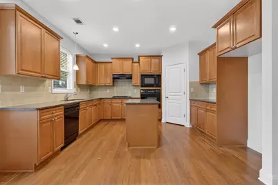 6121 Stillwater Trail, Flowery Branch, GA 30542 - Photo 37